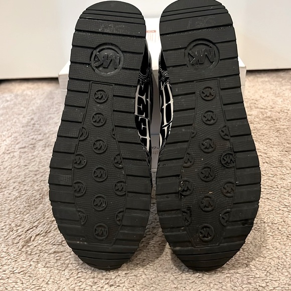 MICHAEL Michael Kors Billie Trainer Sneaker - Picture 8 of 11